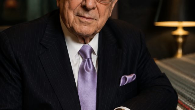 Tribute to Clive Davis: A Lega