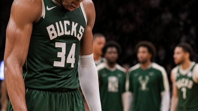 Milwaukee Bucks Bid Farewell t