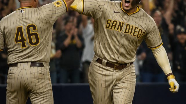 Padres Secure Tight Victory wi
